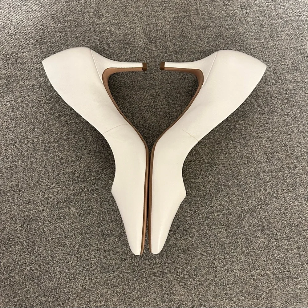 White Women's Pointed Toe Pumps - - Picture 2 of 5
